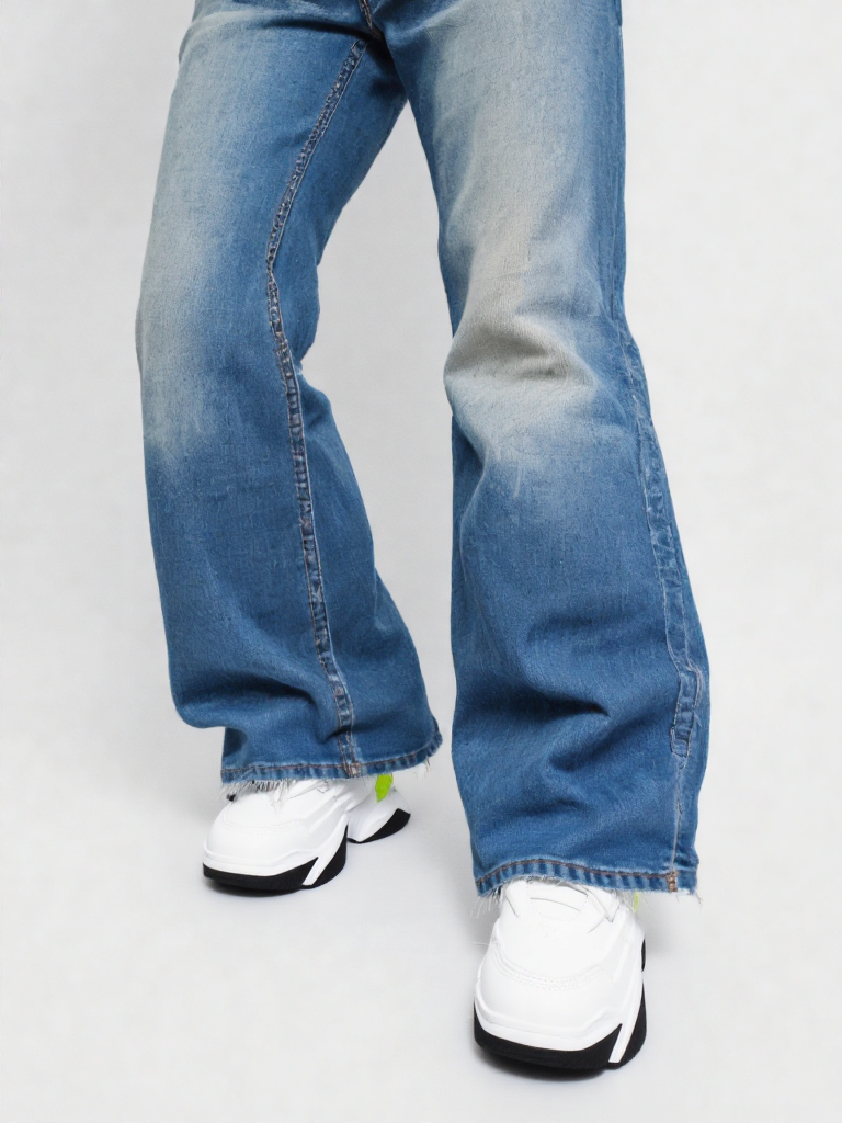 Volt Rush White Neon Sneakers